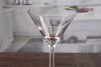 Customized handmade short stem cocktail glasses sets