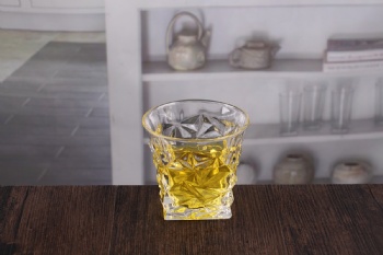 Unique personalized whiskey glasses engraved whiskey glass set wholesale